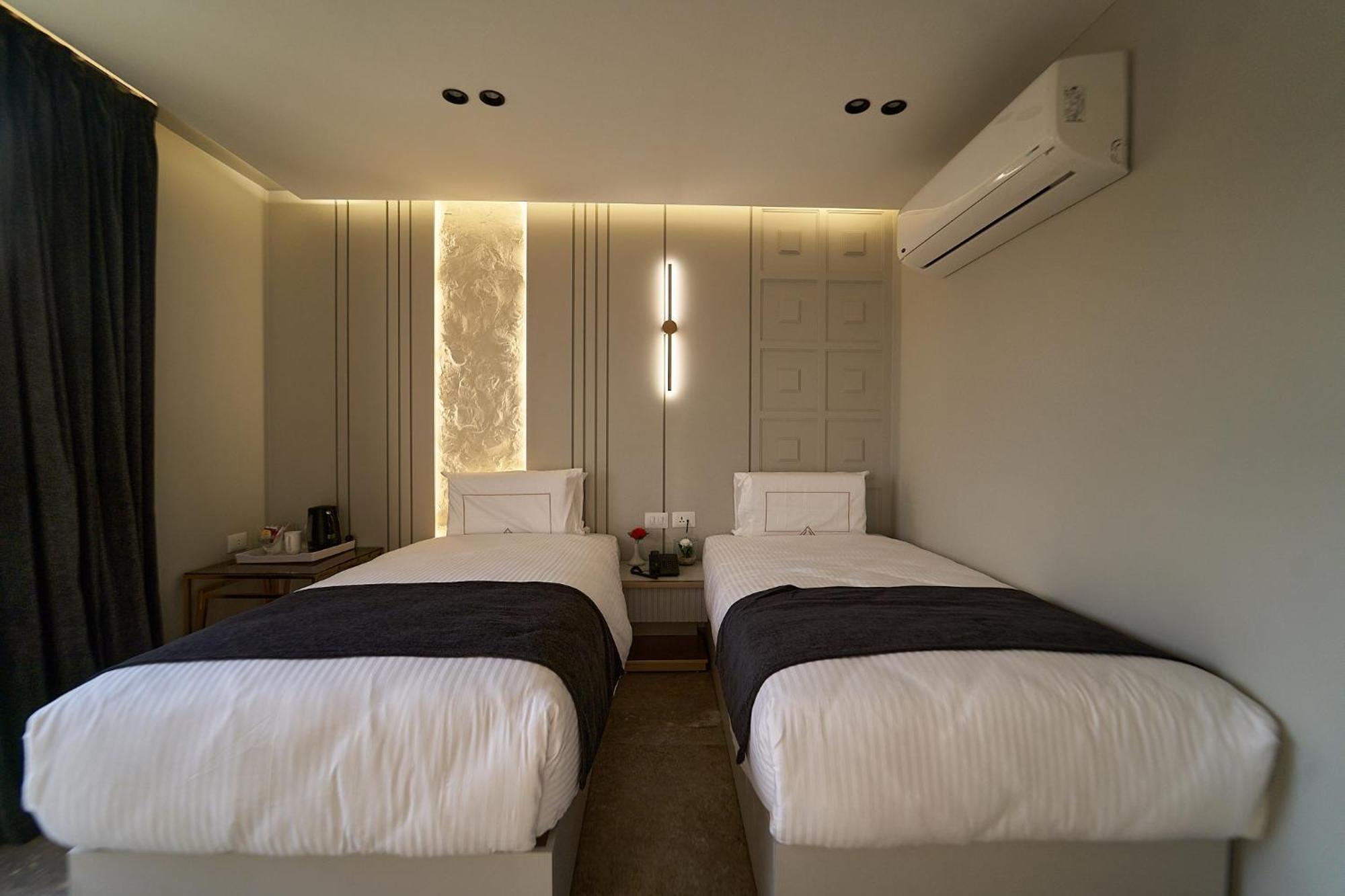 Pyramids Charm Hotel Al Kawm al Akhdar Extérieur photo