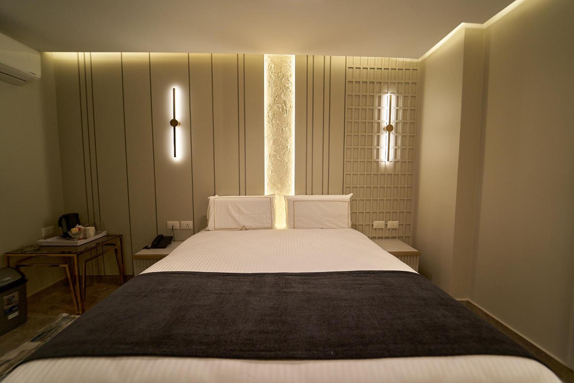 Pyramids Charm Hotel Al Kawm al Akhdar Extérieur photo